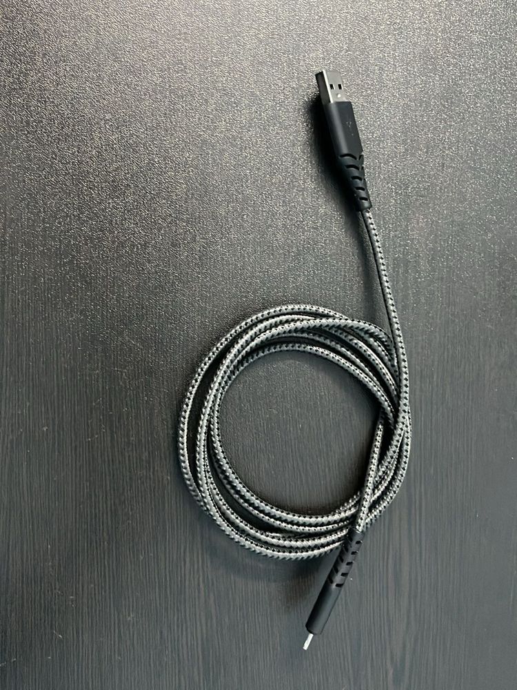 USB A TO LIGHTING CABLE