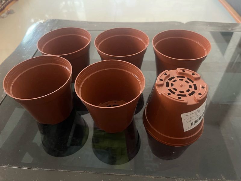 Small size 6 Pots
