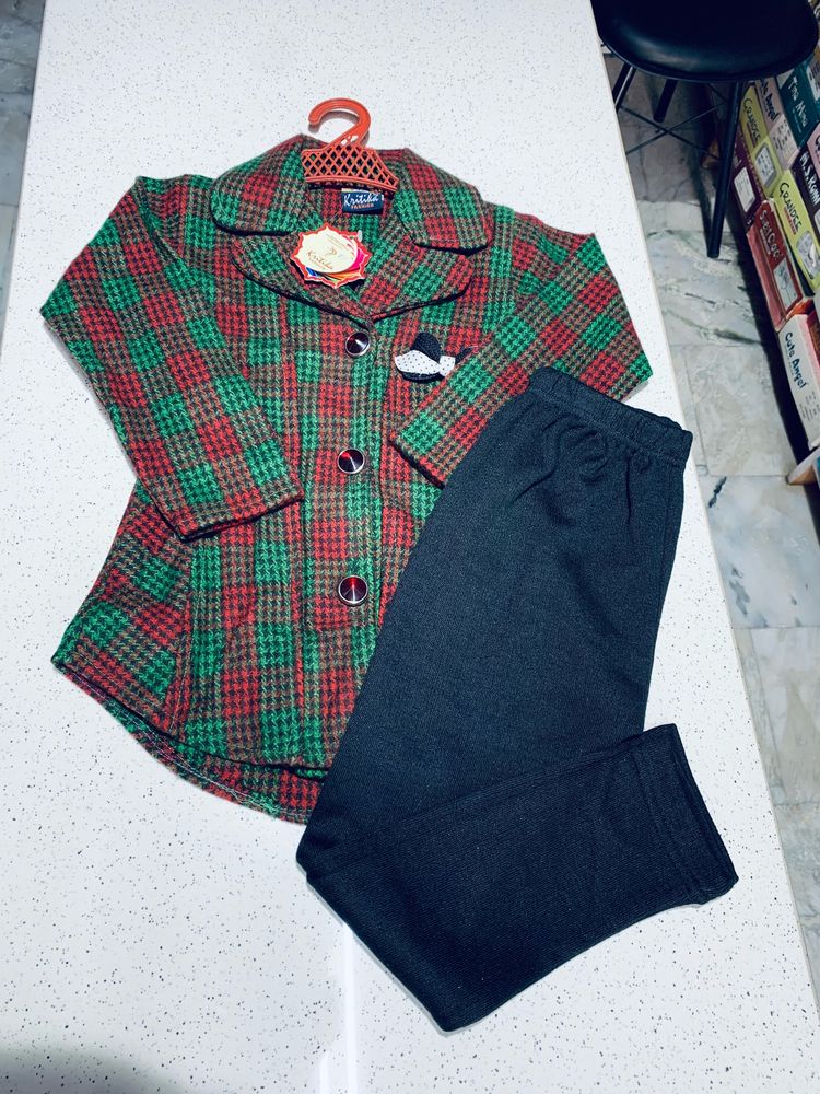 Beautiful Coat With Lagging