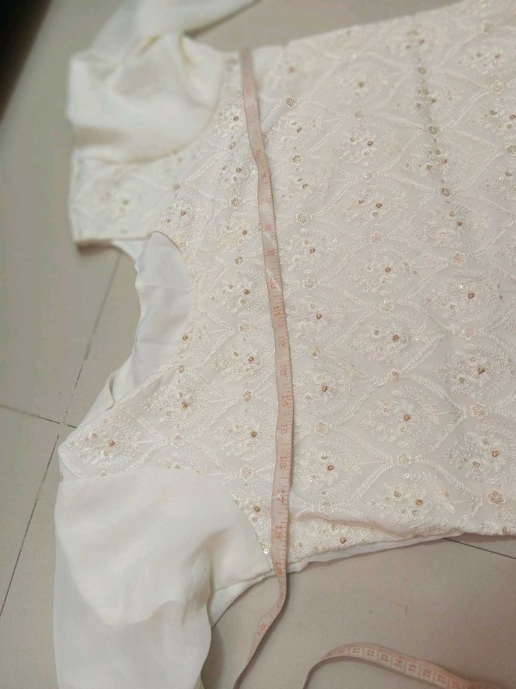 Creame Suit