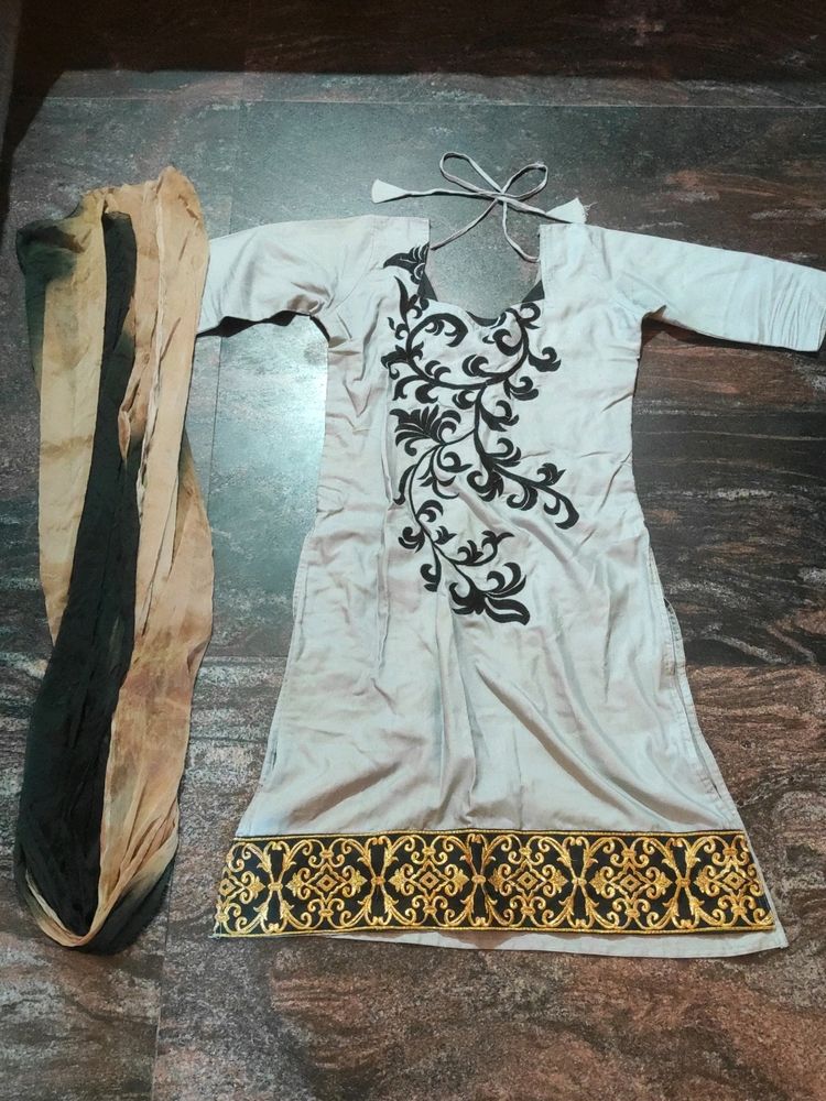 Kurta And Dupatta