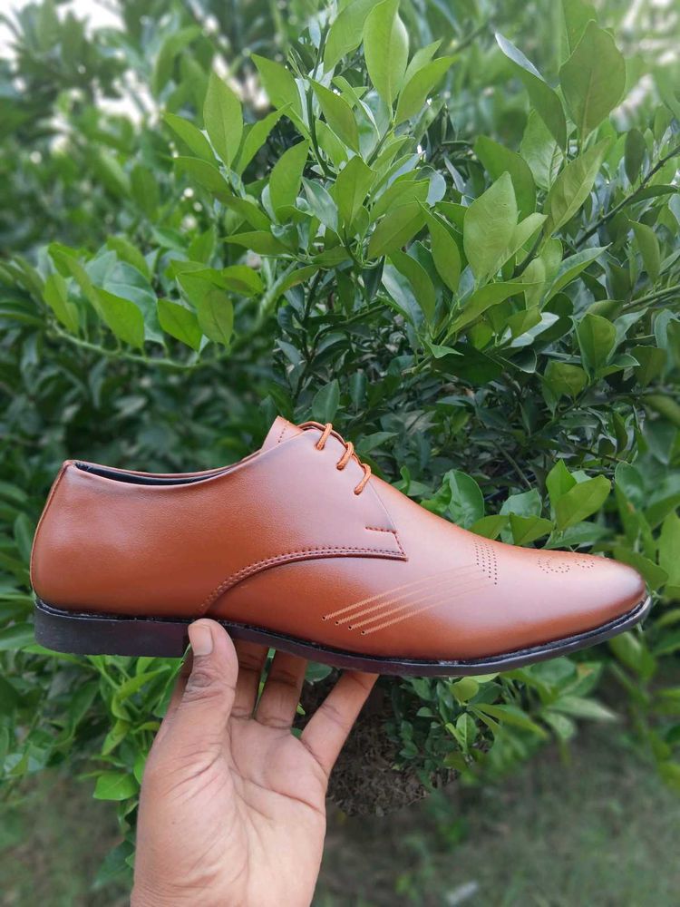 Leather Dress Shoes - Size 10