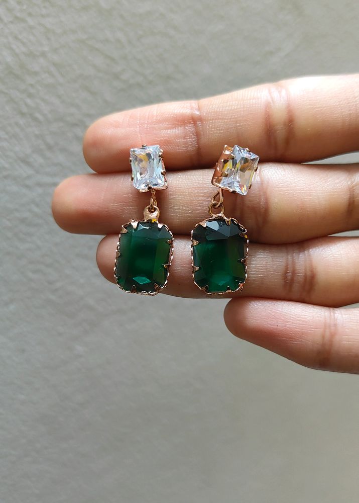 Pretty Emerald Earrings