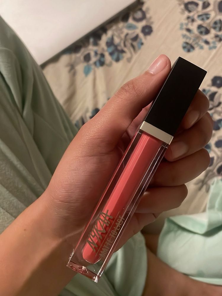 NYKAA Matte Lip Color