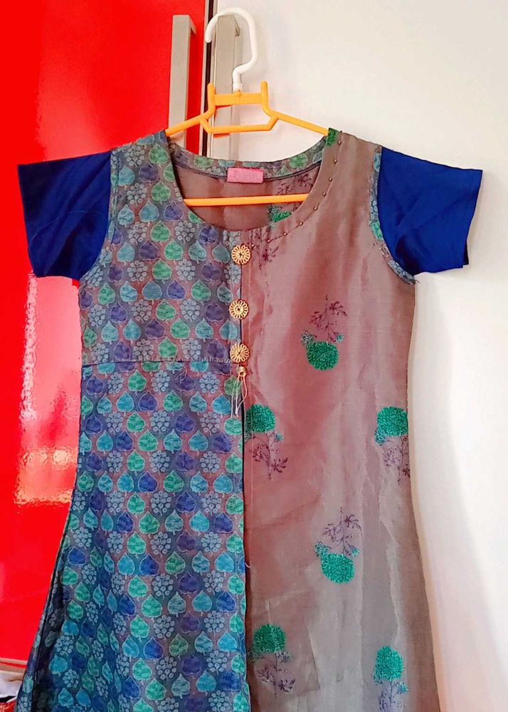 Elegant Women's Ethnic Kurta