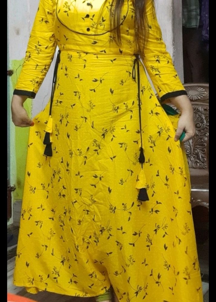 This Is Long Flared Yellow Kurta I Bought From Online Site..And It Is M In Size  And I Have Wron It Only One Or Two TimeAs It&#39;s Get Tight On Me That&#39;s why I M Selling This One