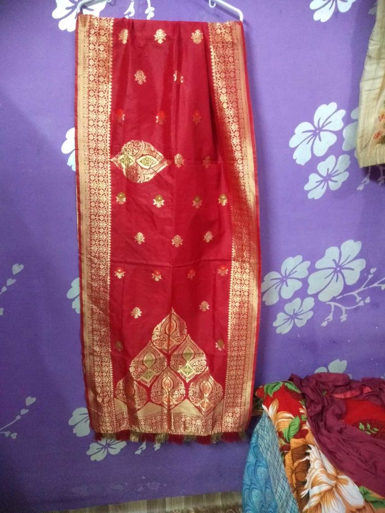 Red &amp; Gold Dupatta