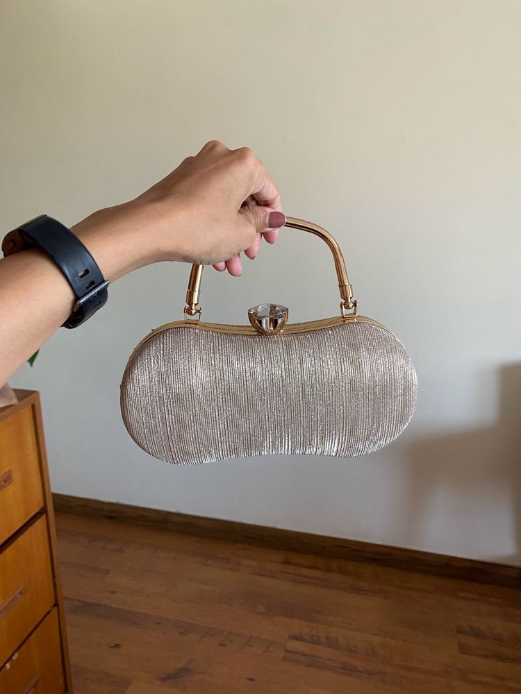 Festive Clutch