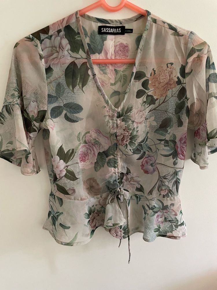 V- Neck Floral Top
