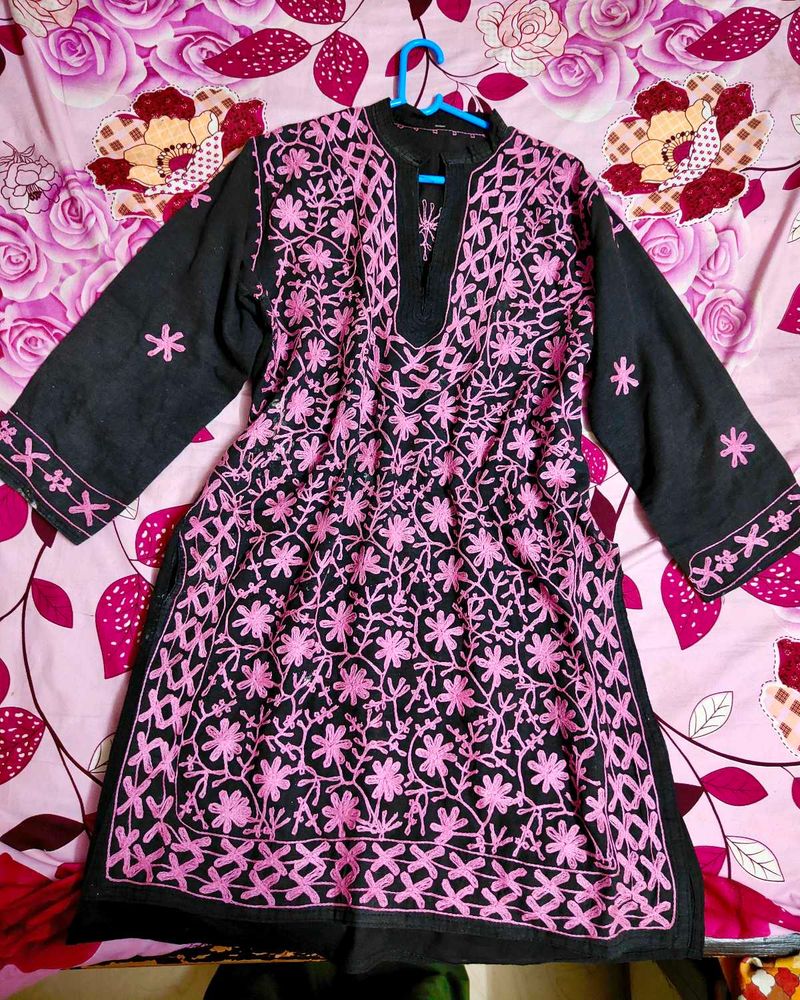 Elegant Black Embroidered Kurti