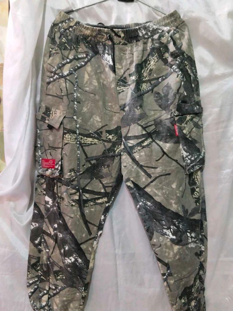 Combo Of Cargos (Reserved)