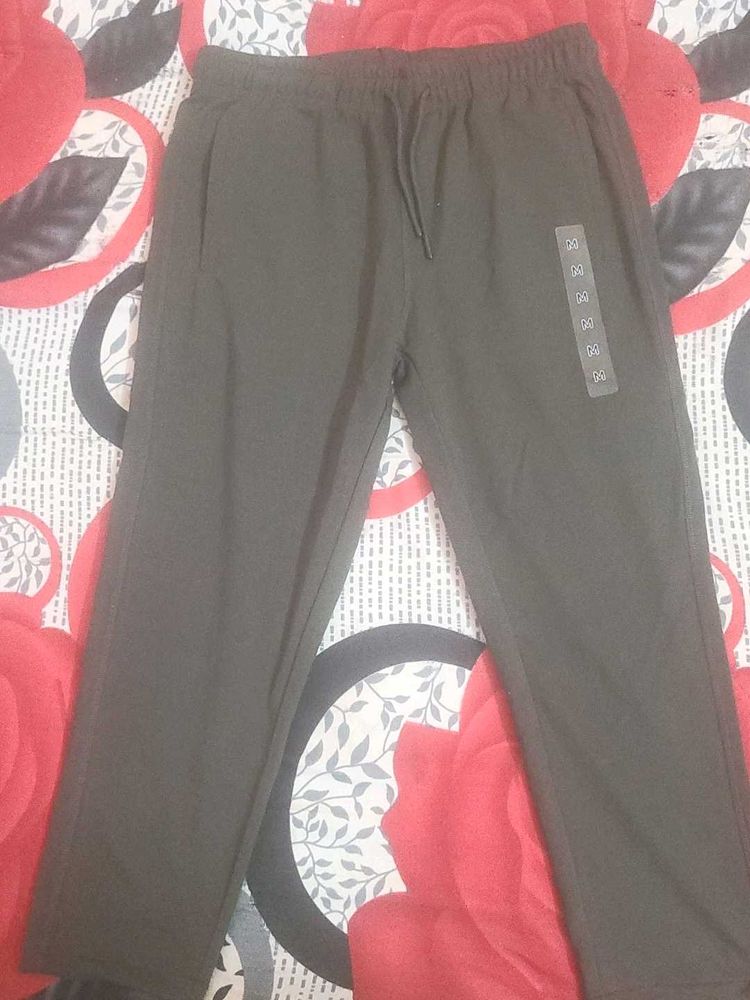 New Unused Joggers Lower track pant