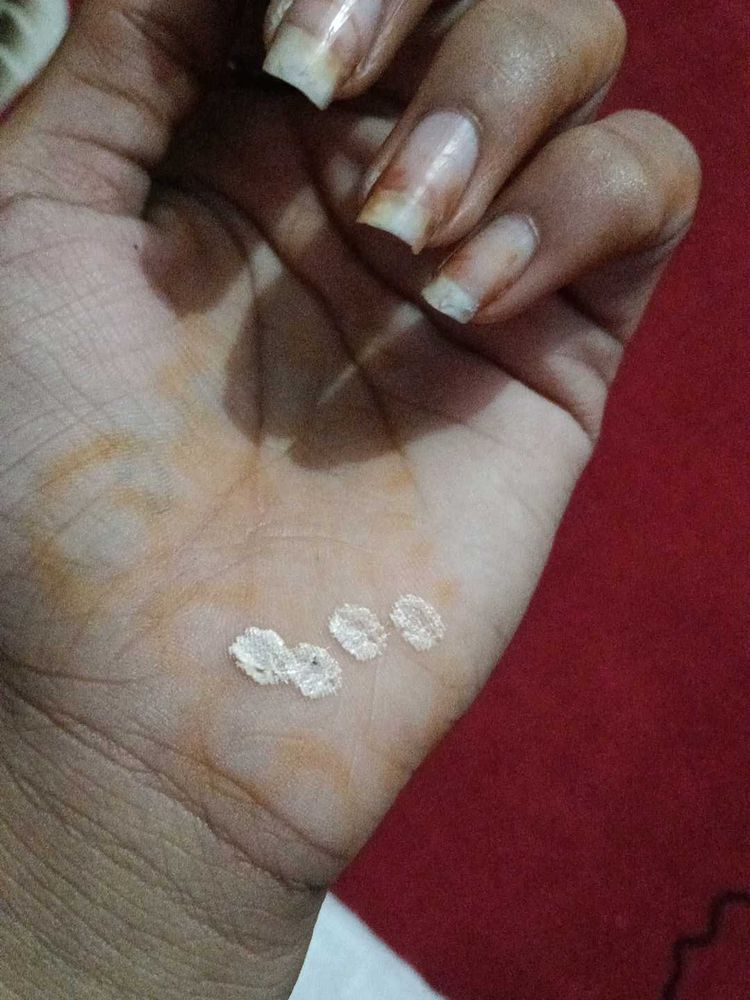 Highlighting Concealer