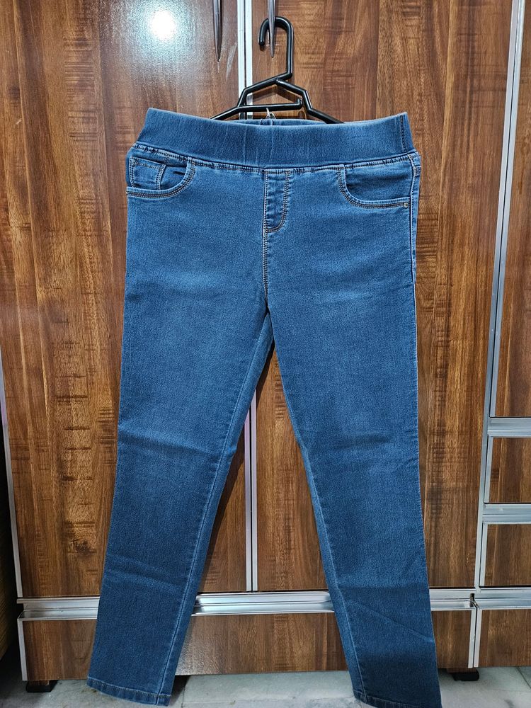 Women Skinny Fit Jeans
