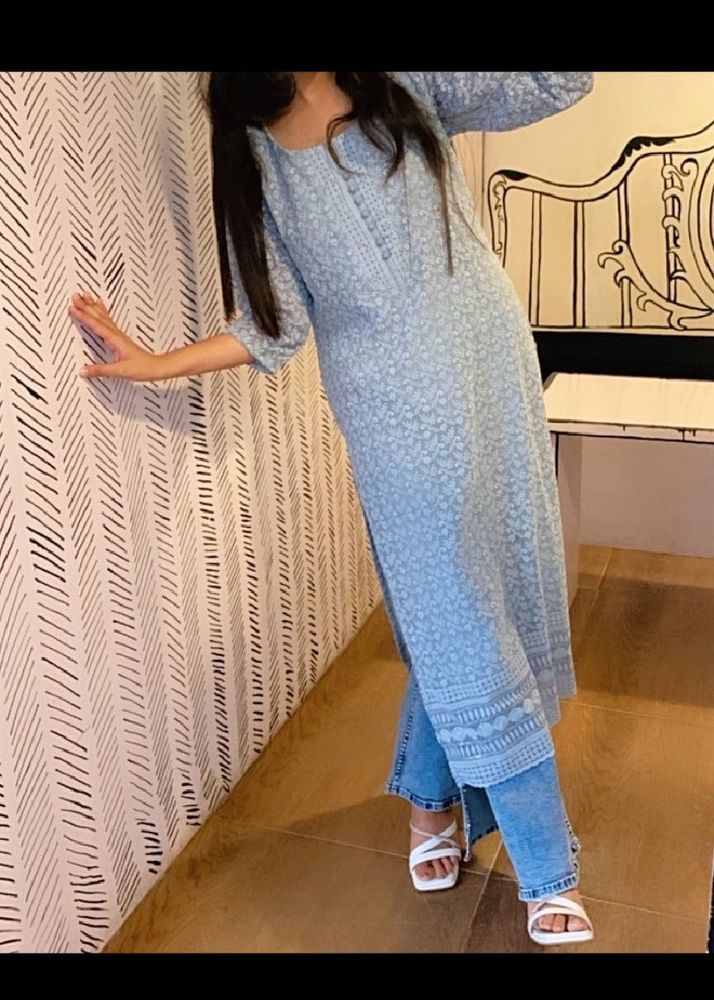 Elegant Blue Kurta With Makeup Kit
