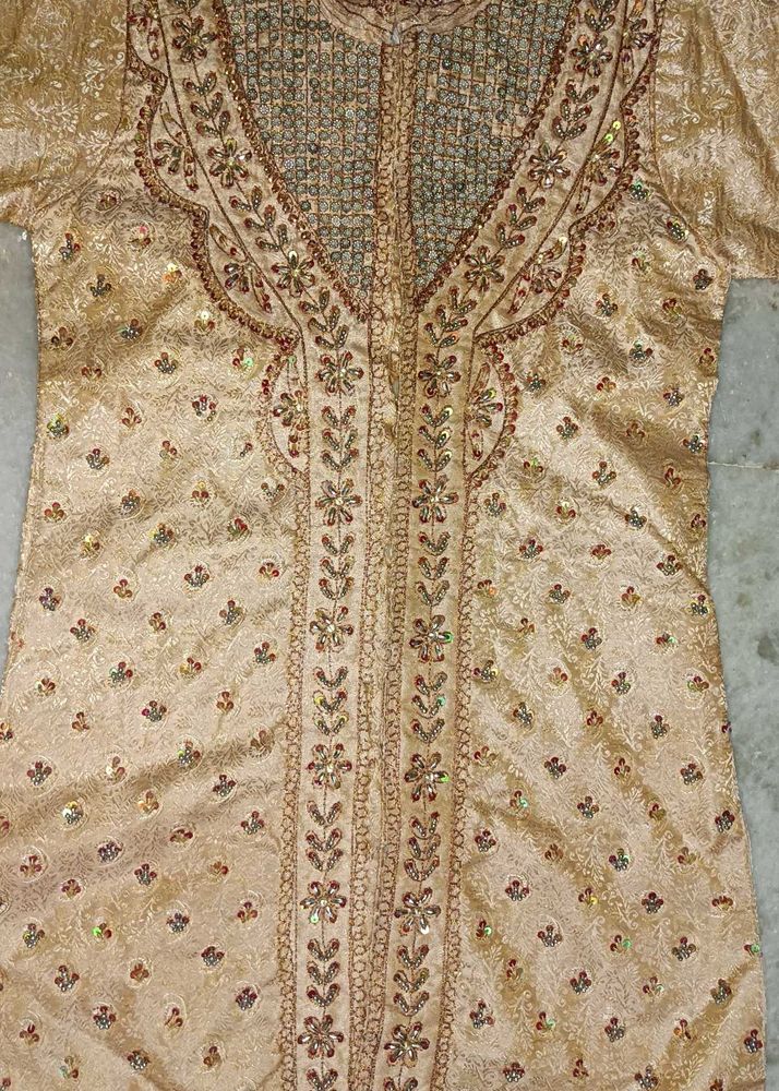 Embroidered Beige Kurta