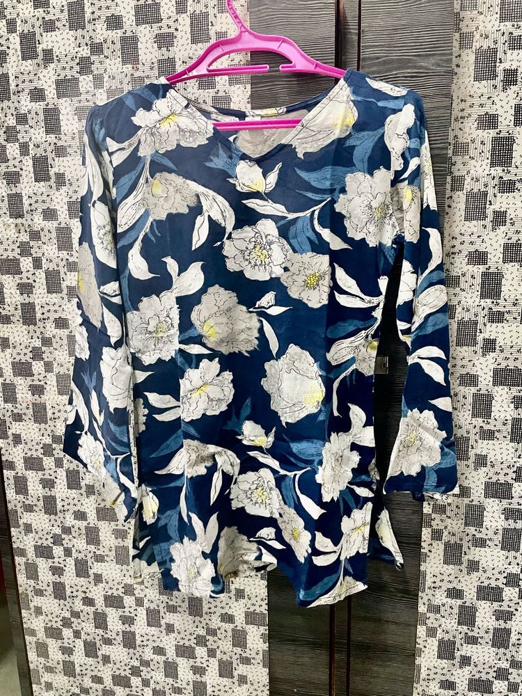 Floral Print short kurti