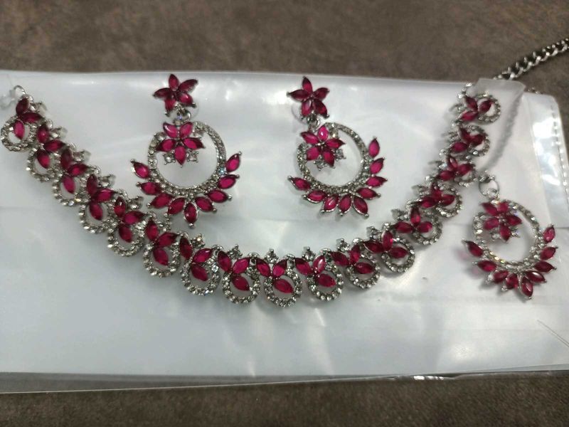 Elegant Ruby Necklace Set