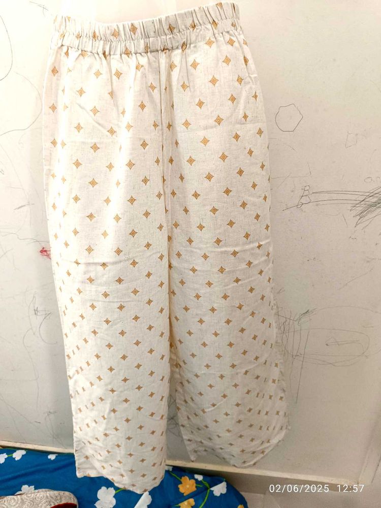 New Unused Small Size Palazzo Pants