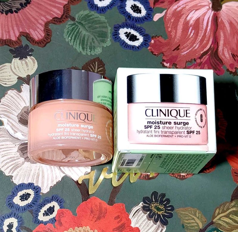 Clinique Moisture Surge SPF 25