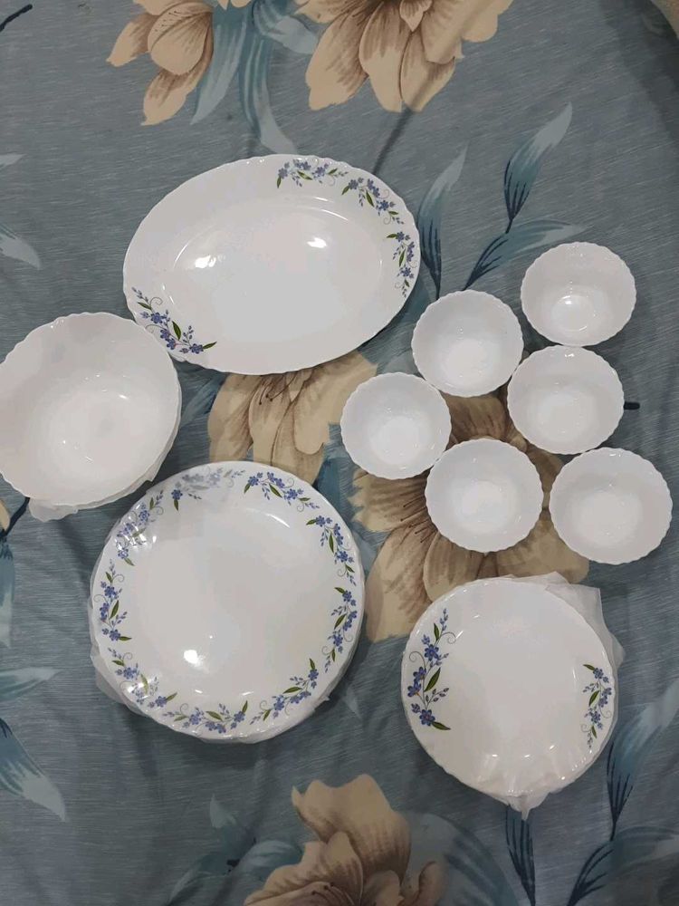 21 Pieces Dinner Set