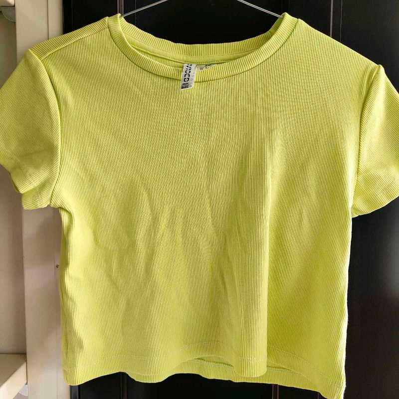 Yellow Ribbed Crop Tee – H&amp;M Divided (Size S)