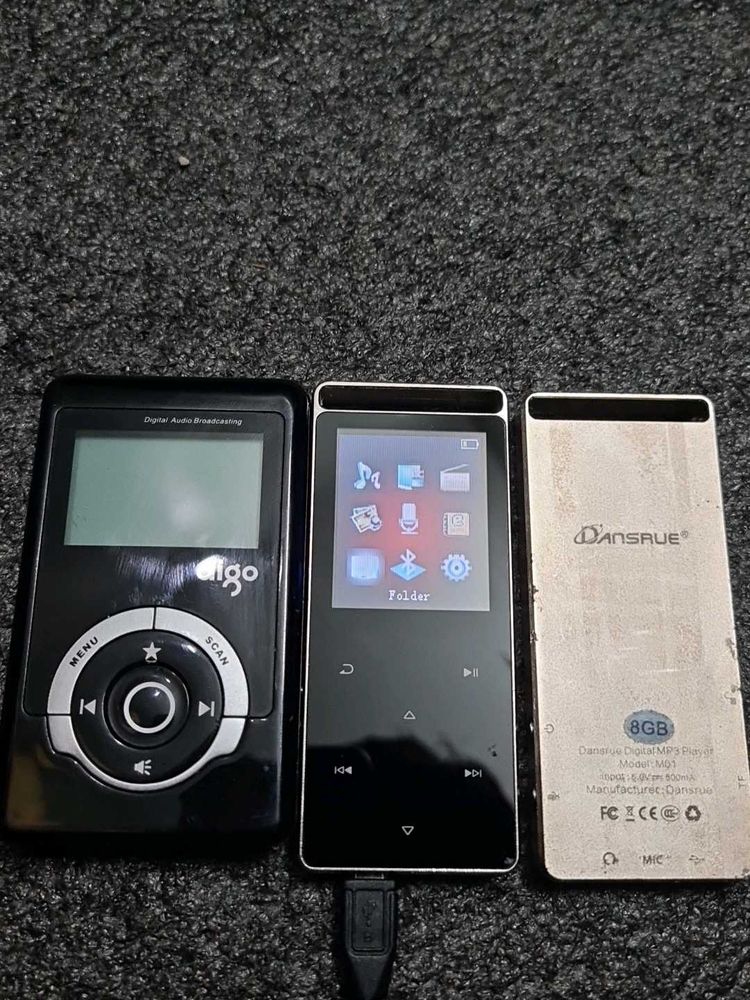 Vintage MP3 Players - Lot of 3!