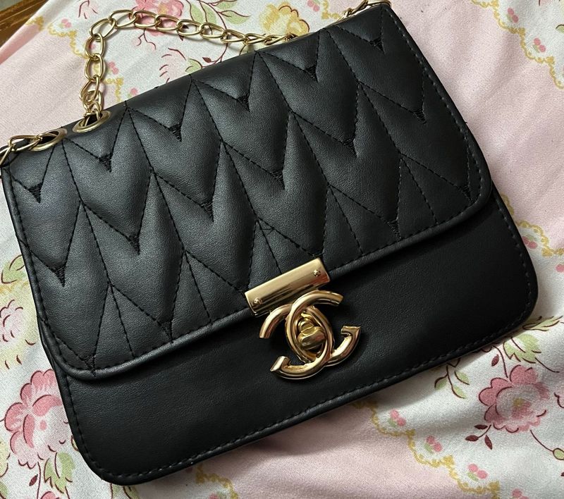 Black Quilted Chain Bag Used