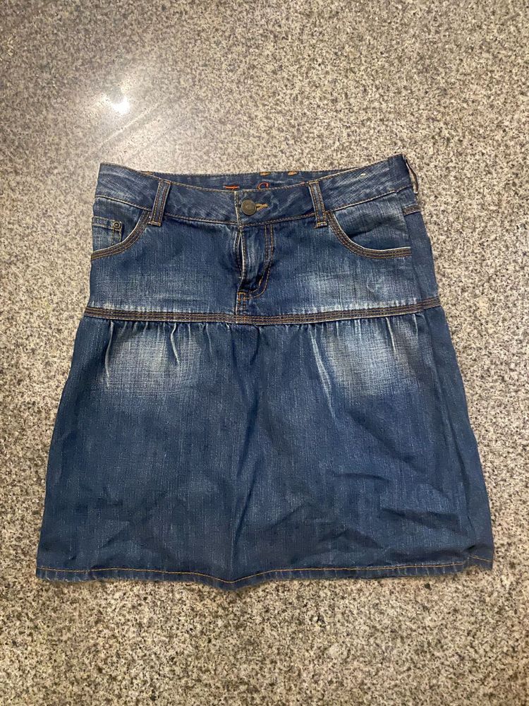 Y2K denim flare miniskirt