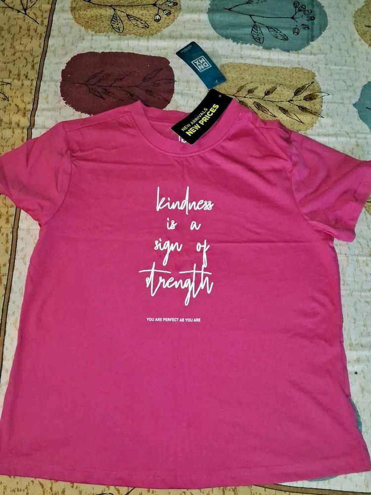 Ajio Hot Pink Graphic Tee