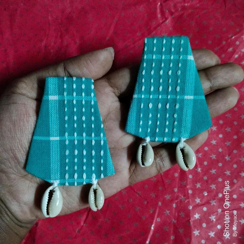 Handmade cowrie earrings