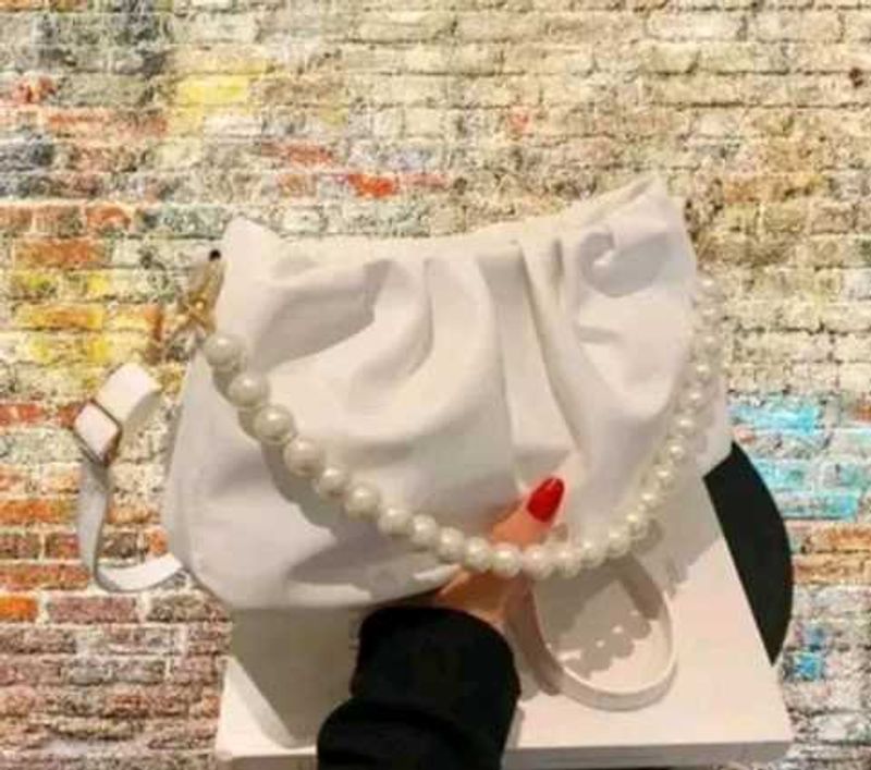 Cute Pearl Handbag🤍✨