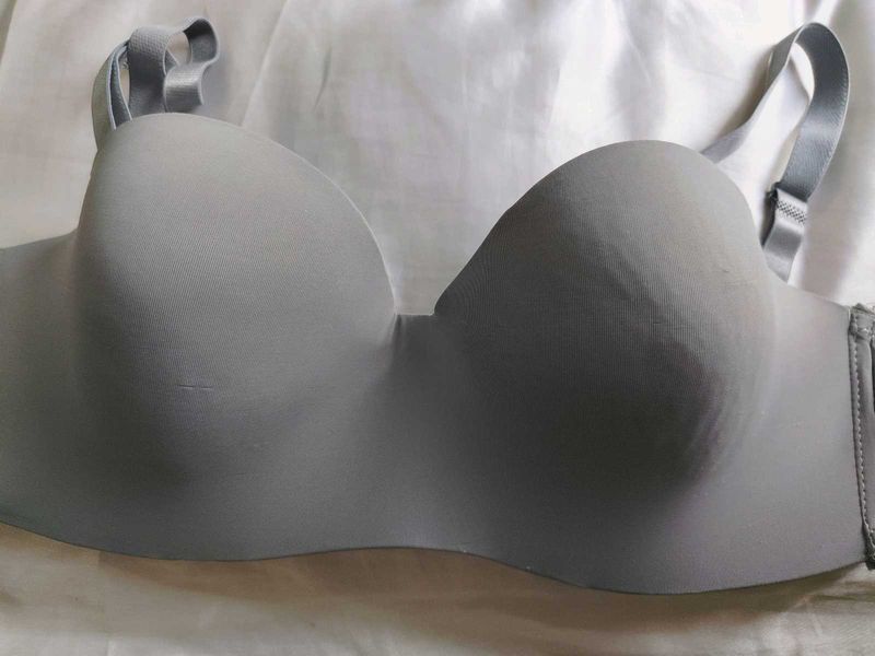 Push Up Bra With Detachable Straps