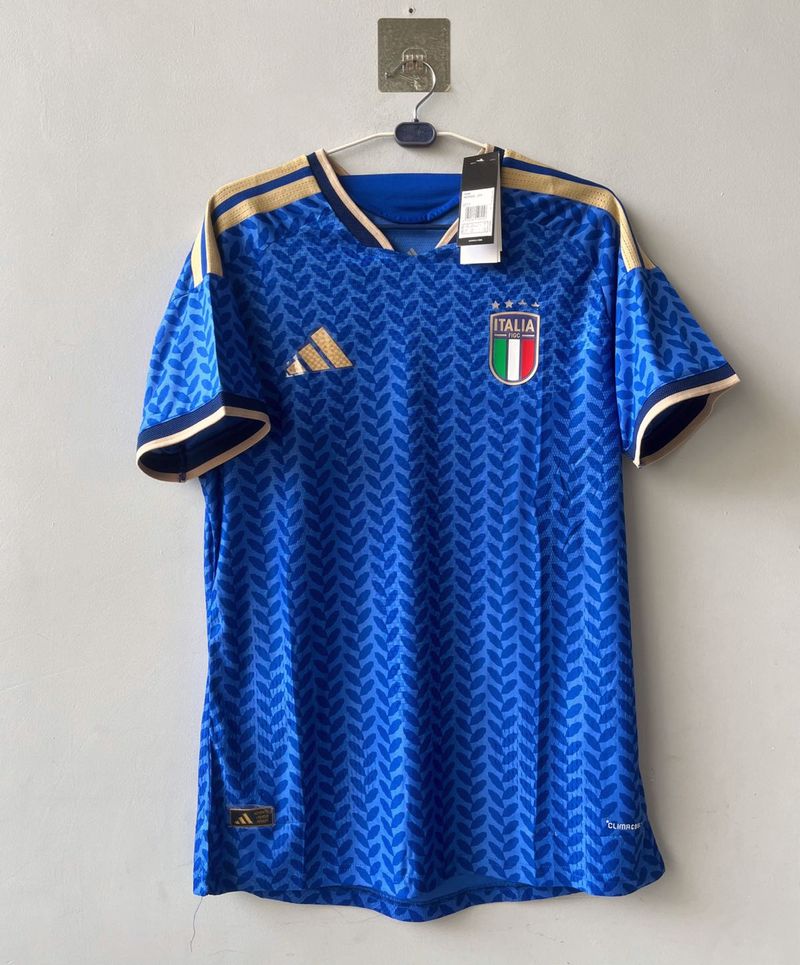 Italy Fifa 2026 Soccer Jersey - New with Tags
