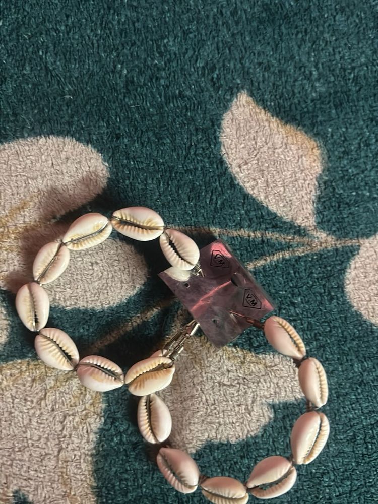 Cowrie Shell Bracelet