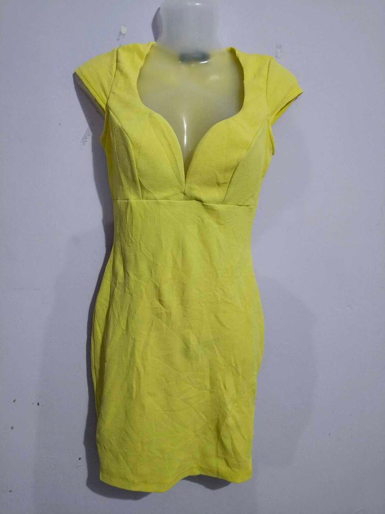 BEAUTIFUL DRESS