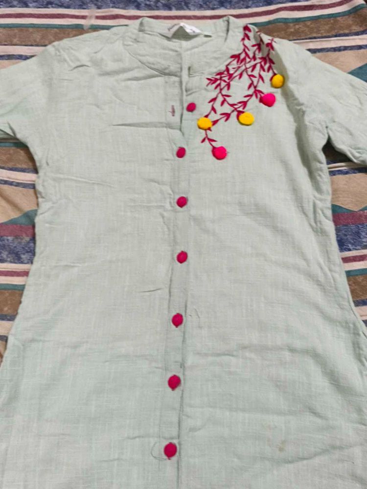 Elegant Embroidered Kurta
