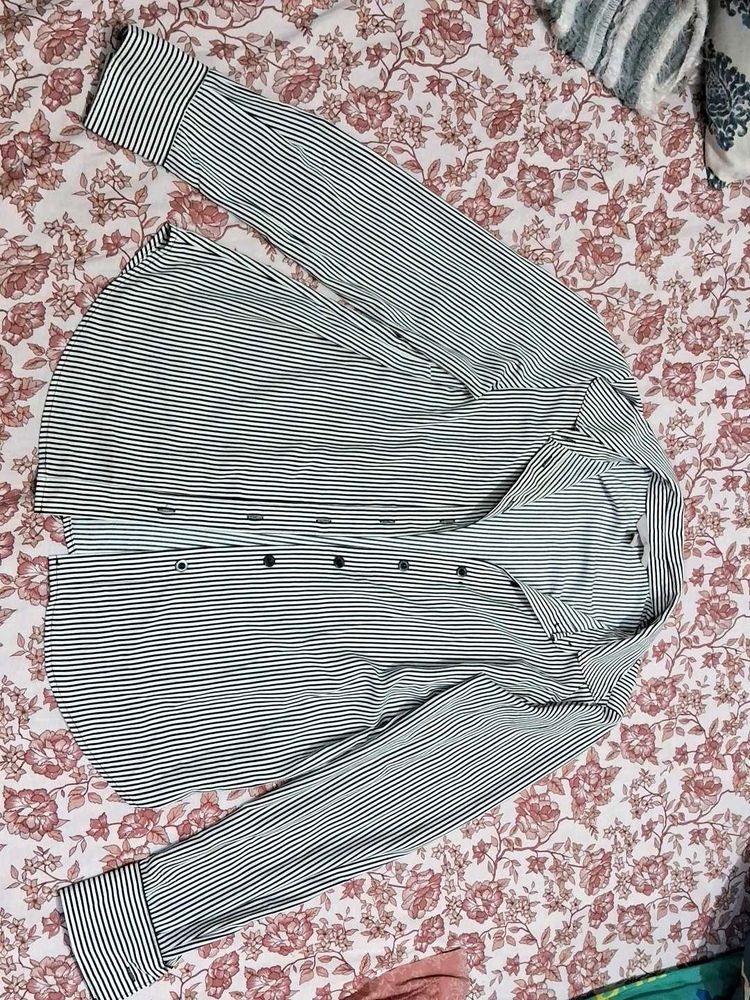 H&amp;M Striped Button-Down Shirt Size EU 36