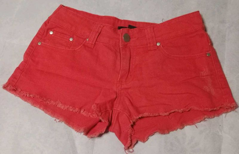Forever 21 Red Denim Shorts❤️