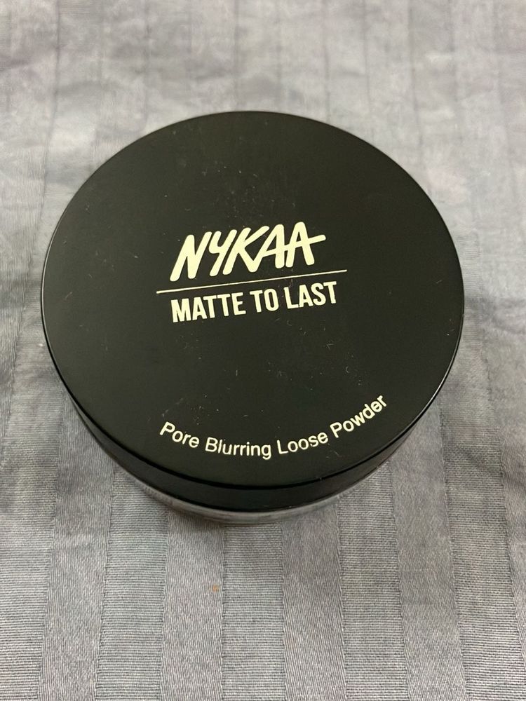 Nykaa Matte To Last  Loose Powder - Translucent