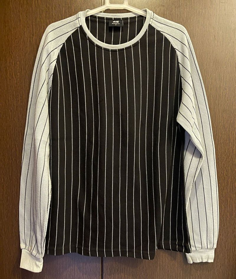 H&amp;M Striped Relaxed Fit Sweatshirt