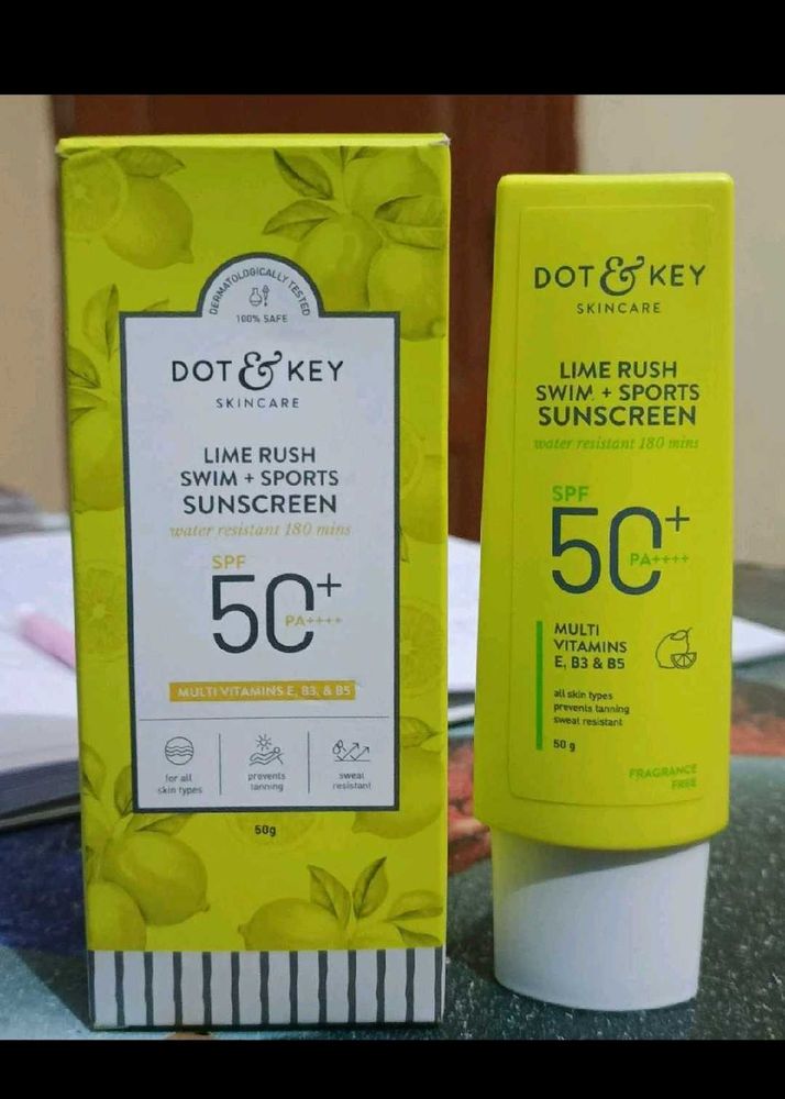 Dot &amp; Key Swim + Sports Sunscreen