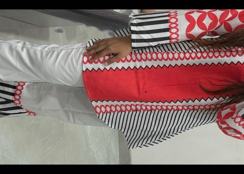 Red &amp; White Kurta Set