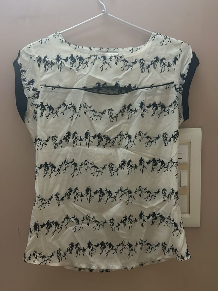 Stylish Horse Print Top