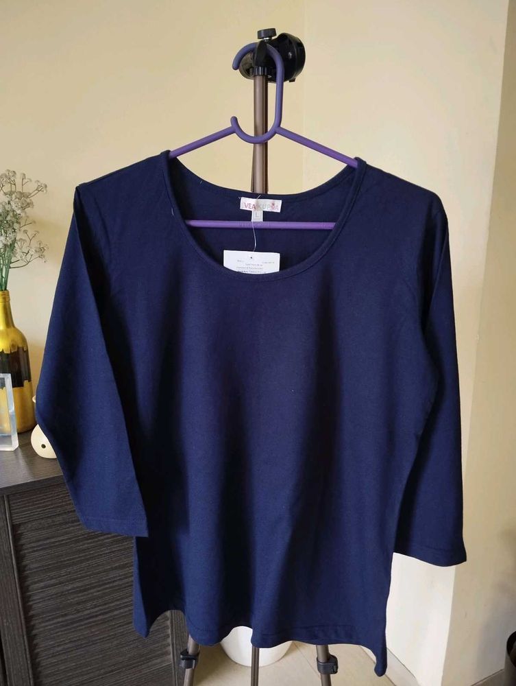 Navy Blue 3/4 Sleeve Top