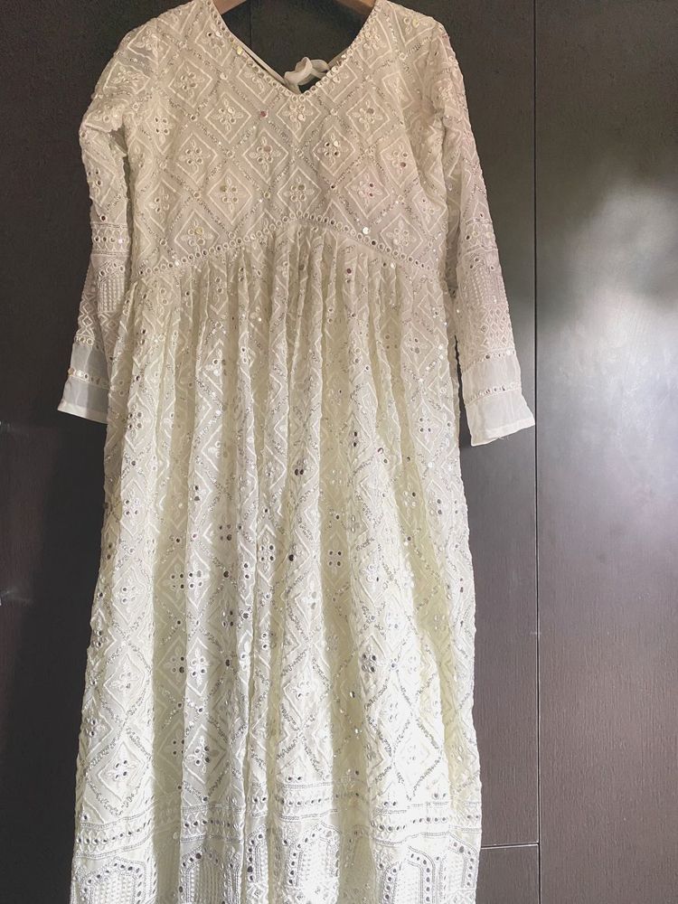 🦢 ✨Mirror Work White Anarkali Kurta With Dupatta