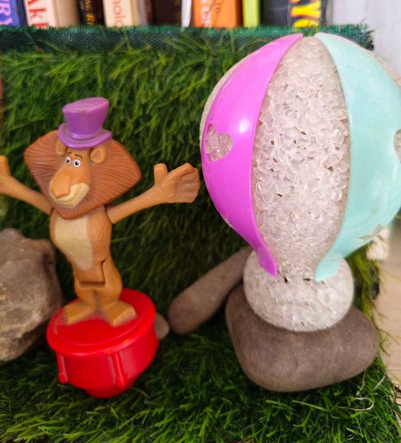 McDonald&#39;s Madagascar Toy Set