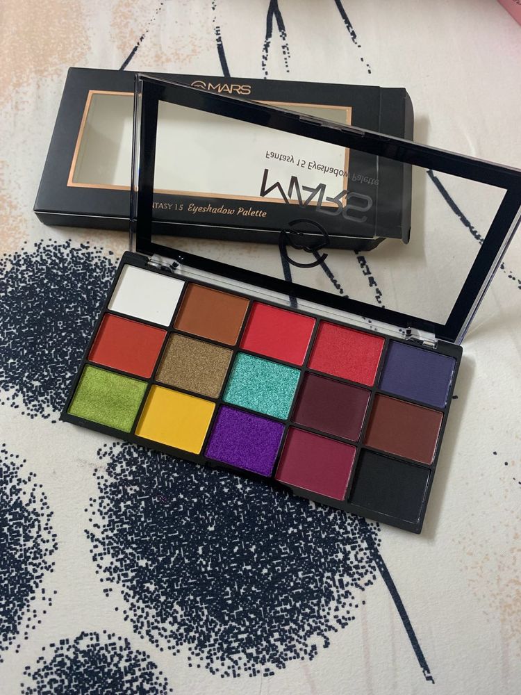 Mars Fantastic 15 Eyeshadow Palette