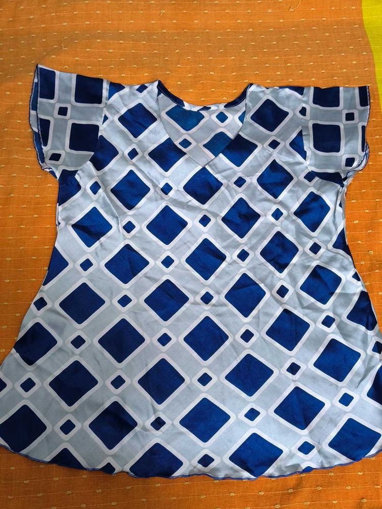 Blue Geometric Print Top