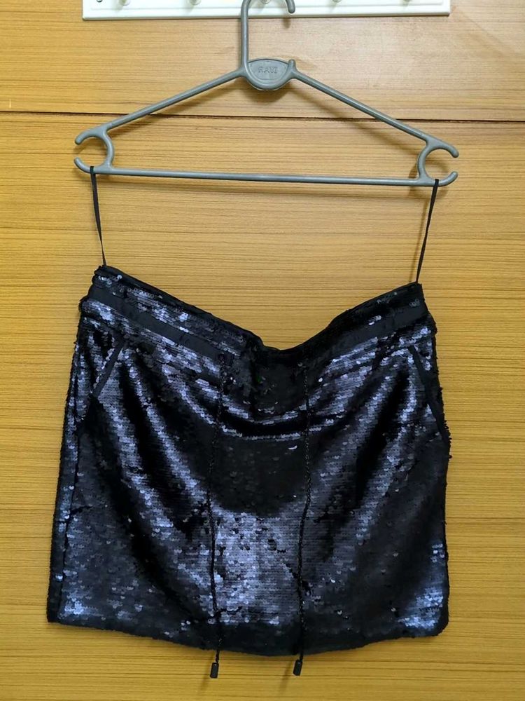 Sparkling Sequin Mini Skirt